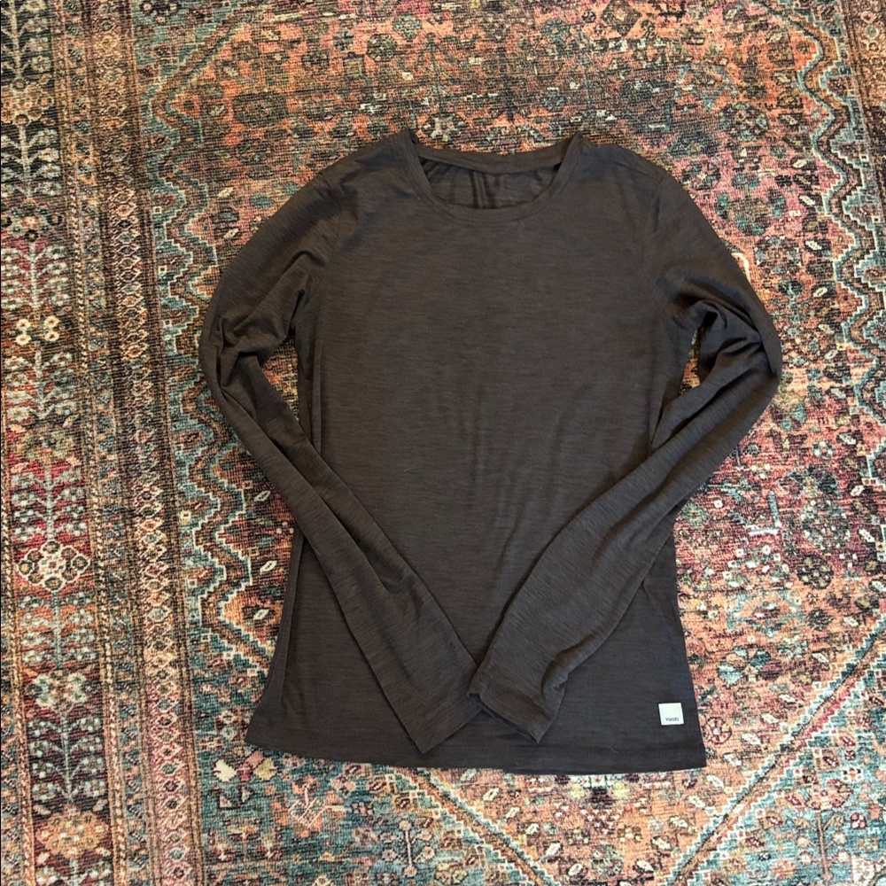 Vuori Lux Crew Long Sleeve Top